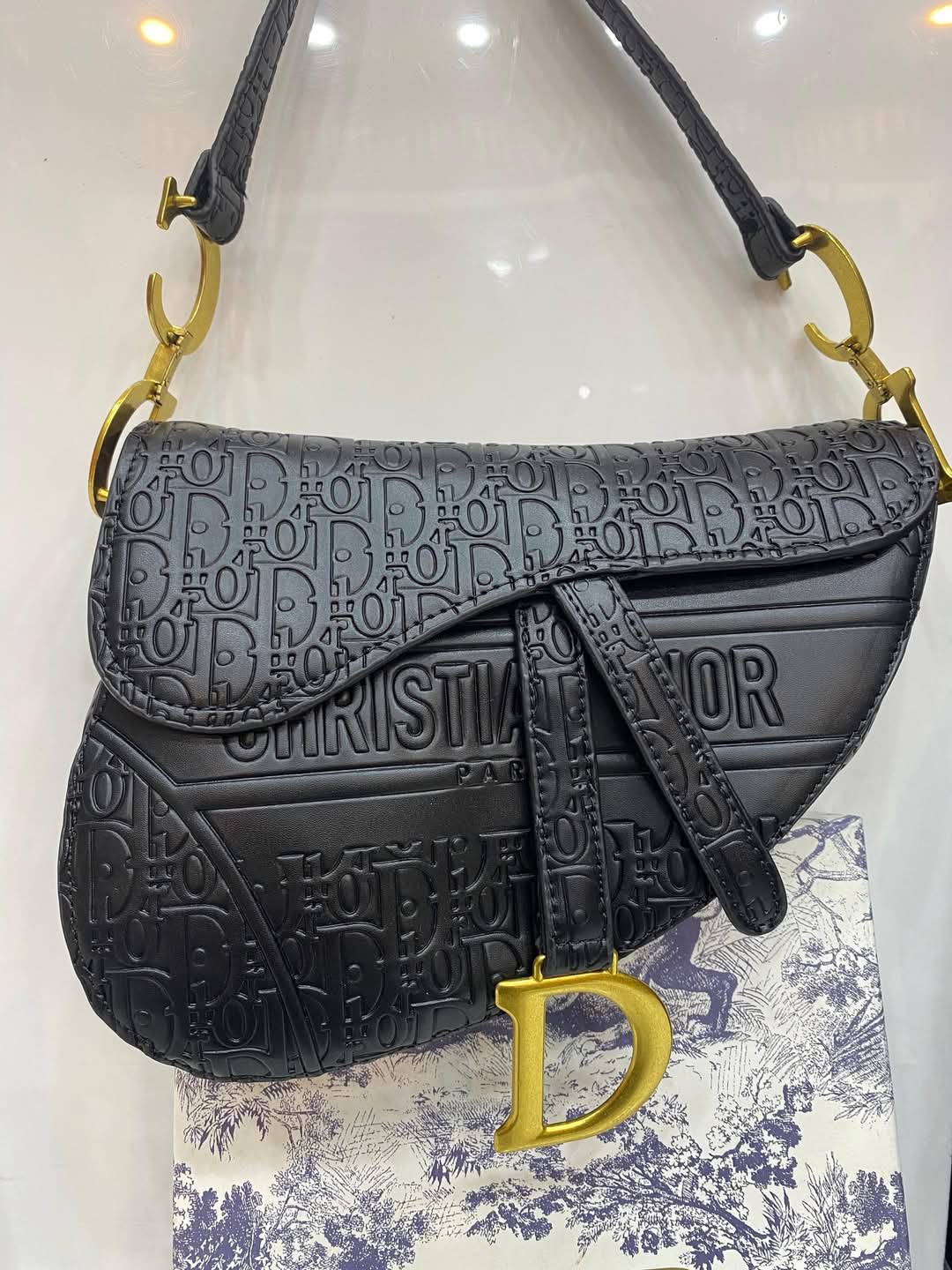 Dior Saddle bag ( Exclusive )