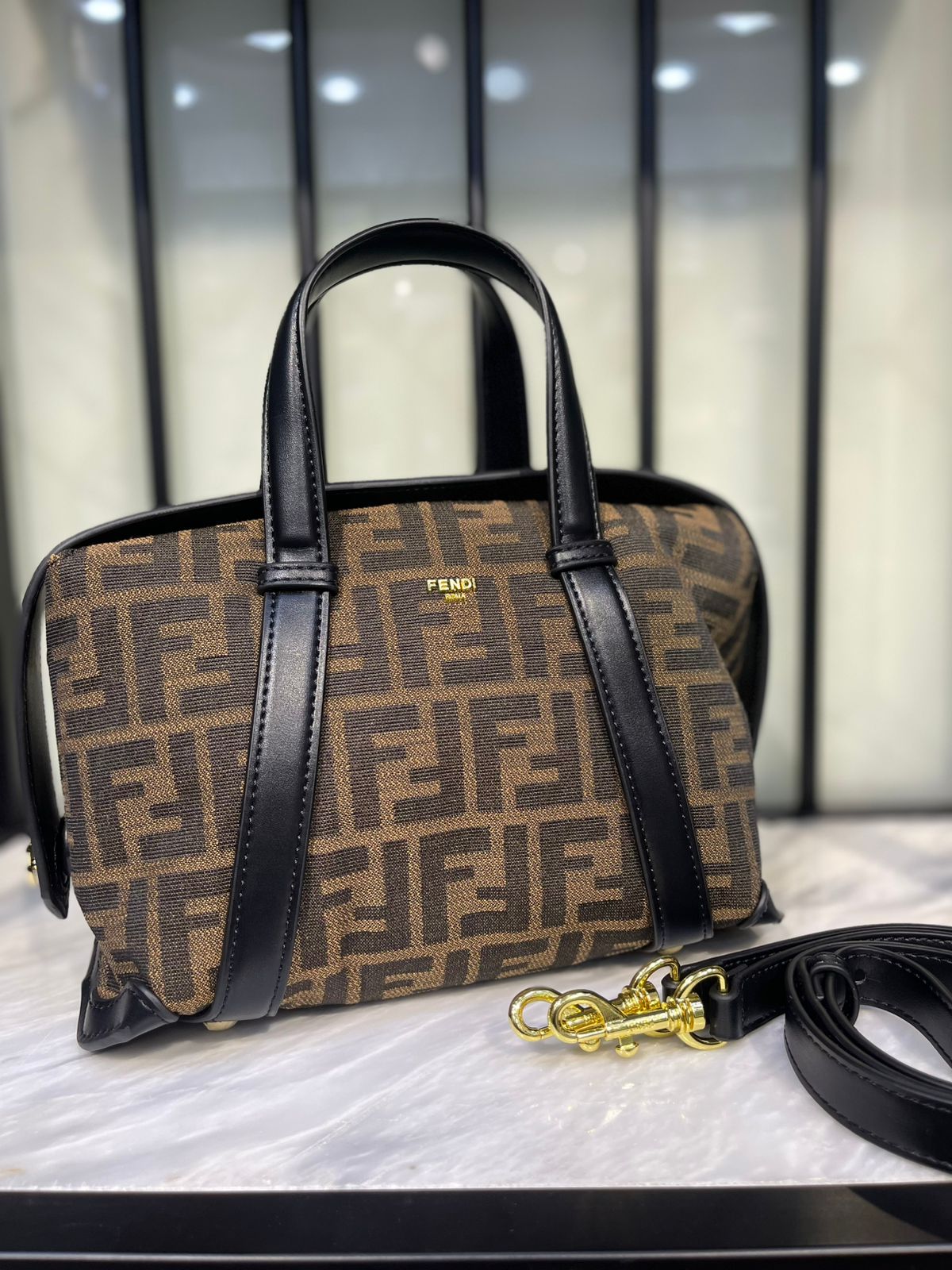 FENDI ( Hashbrown Satchel )