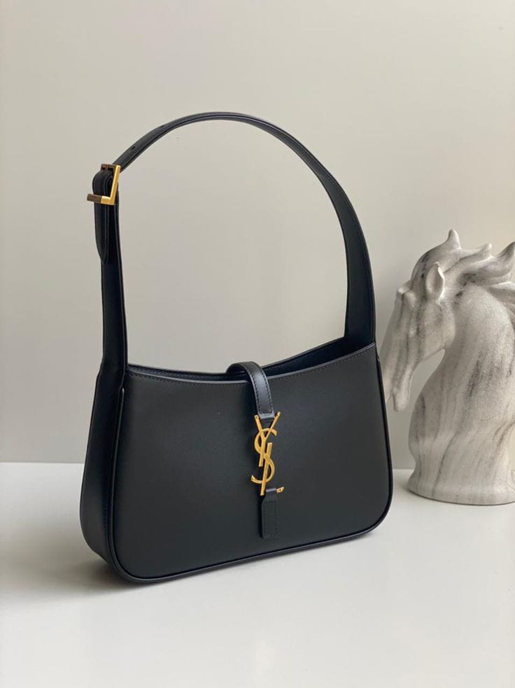 Saint Laurent Le 5 à 7 Hobo Bag.