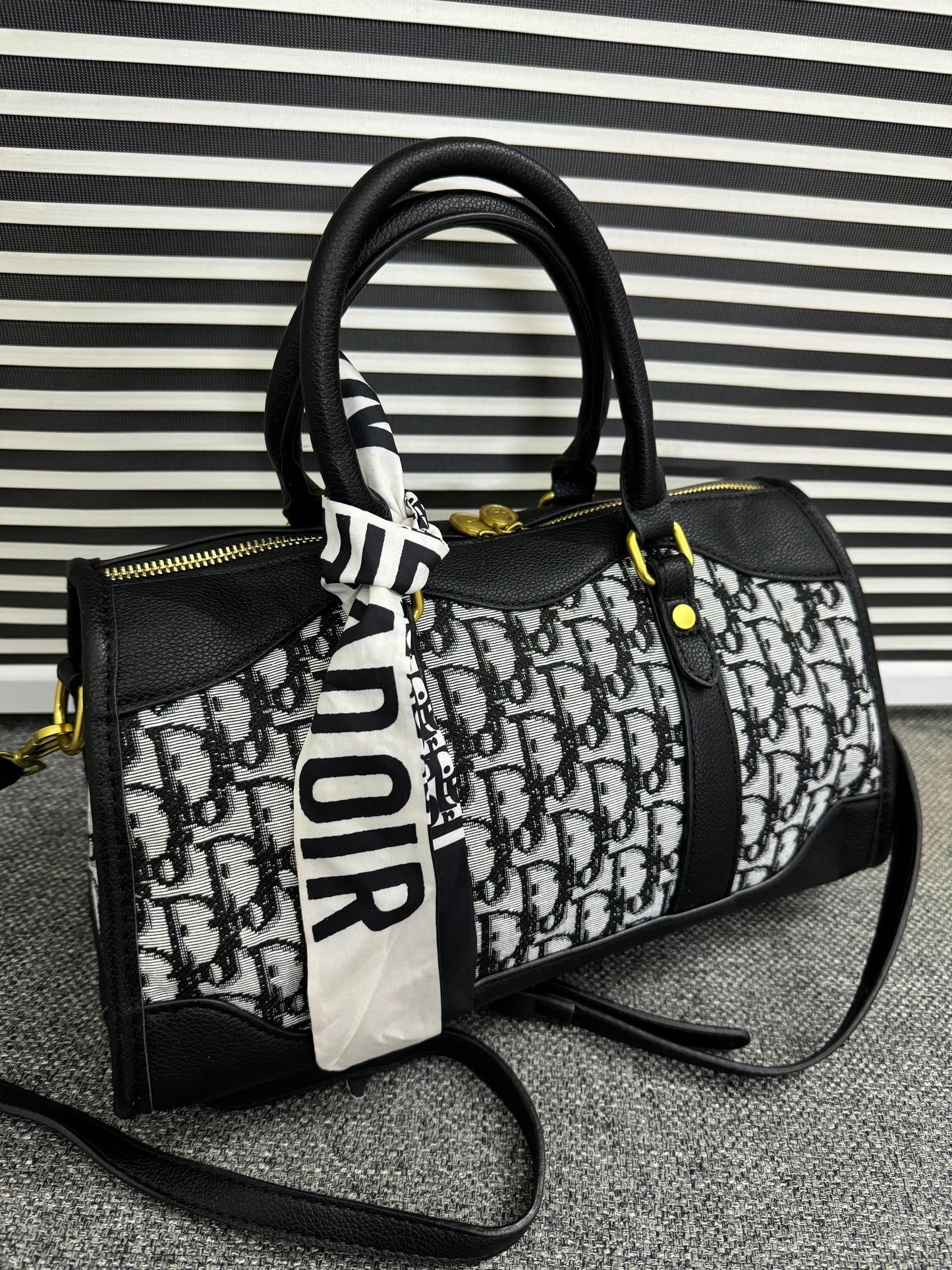 Dior Duffle Bag ( Premium )