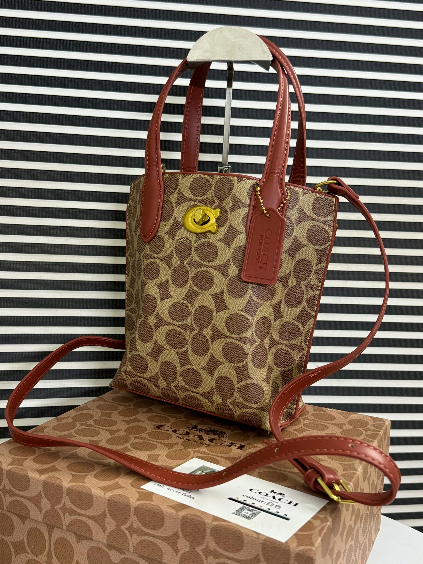 Coach Willow Tote 16