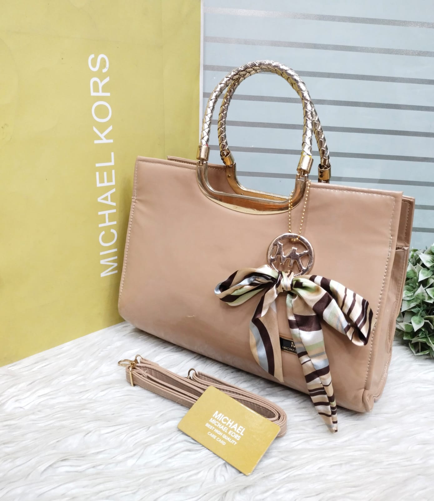 Michael kors Handbag for women