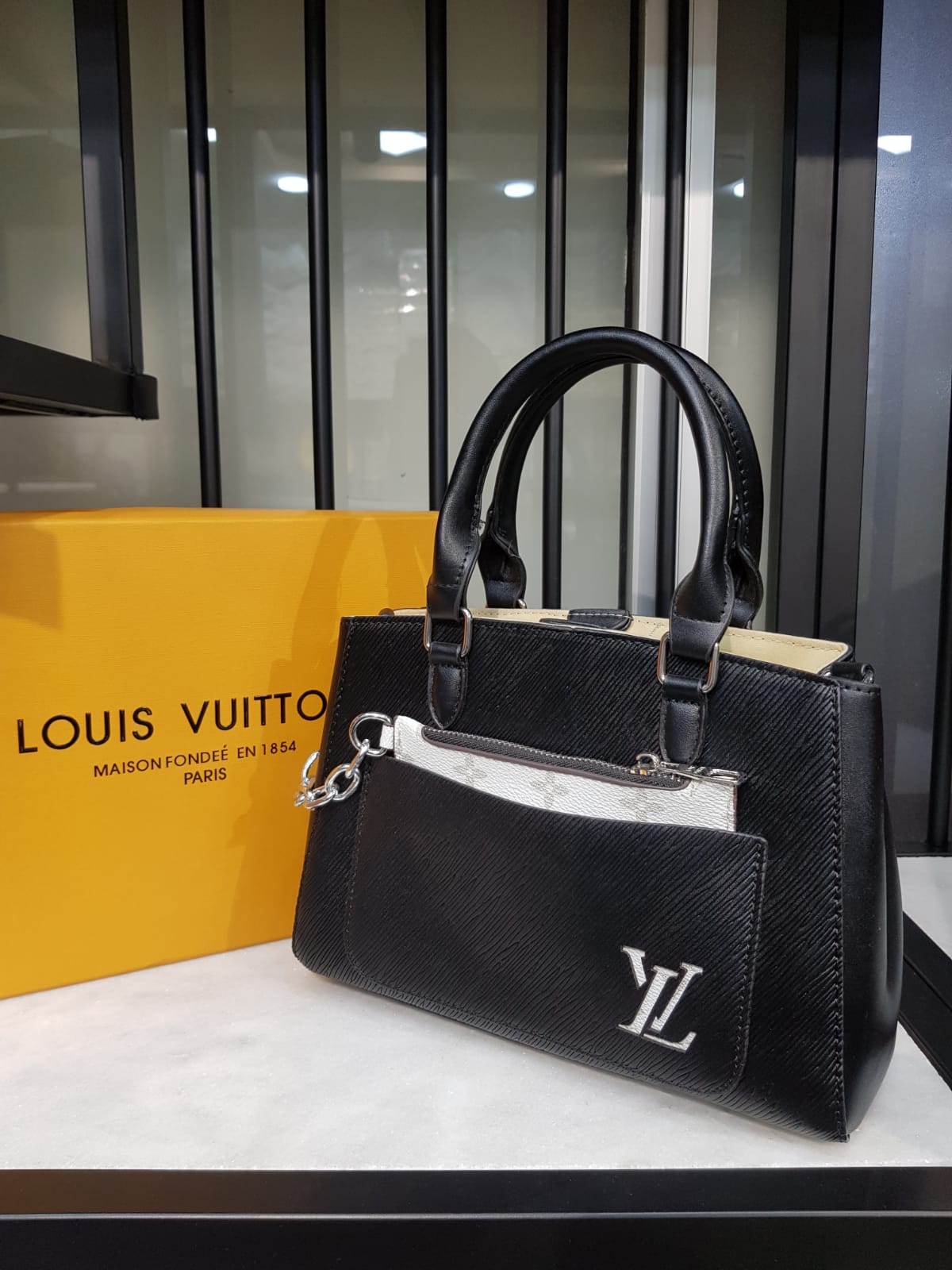 Louis Vuttion Marelle Tote