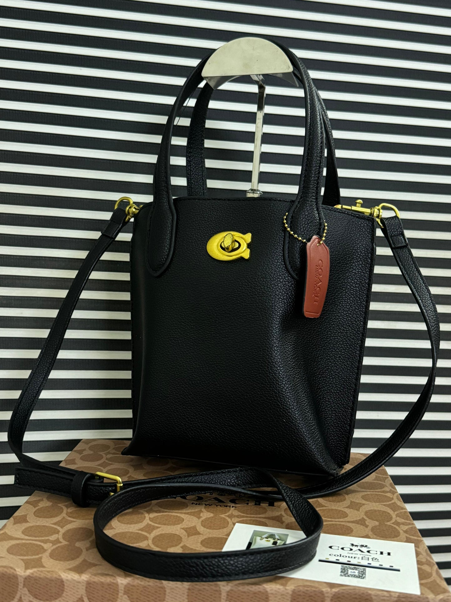 Coach Willow Tote 16